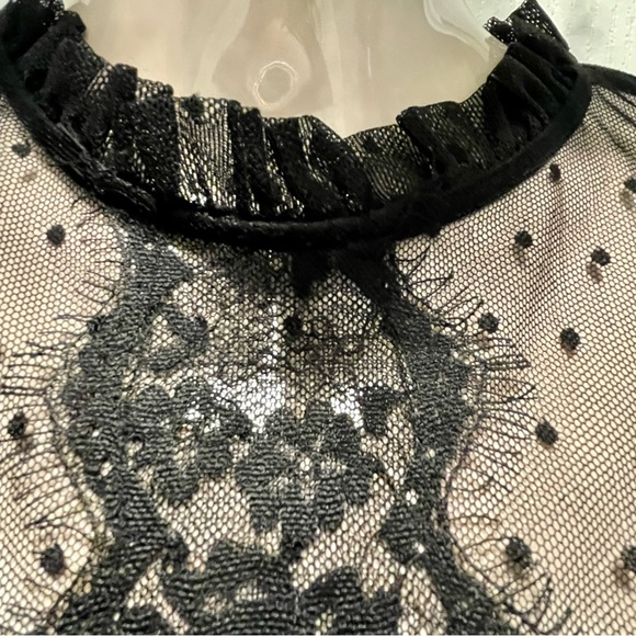 🌸3 for $20 Black floral long sleeve Lace Size S sheer long sleeve blouse - Picture 11 of 16